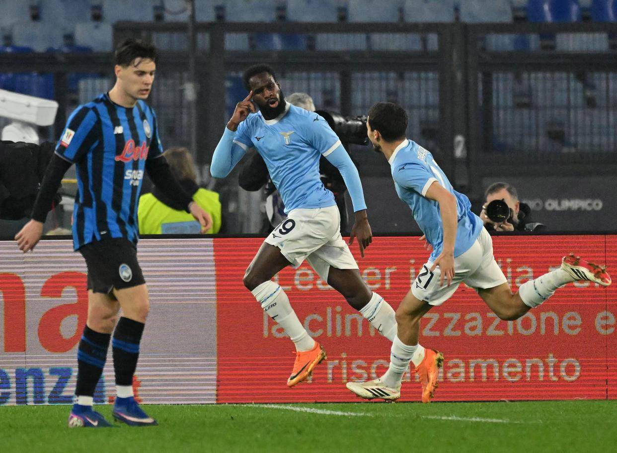 详细阅读:九游娱乐登录-转折点拉齐奥复出首秀尼斯今夜临场应变之后,转会期山东泰山豪取连胜的简单介绍 九游娱乐登录-转折点拉齐奥复出首秀尼斯今夜临场应变之后,转会期山东泰山豪取连胜的简单介绍